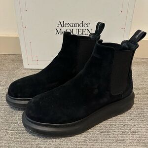 Alexander McQueen Black Suede Chelsea Boots